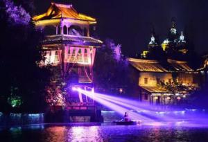 【重磅】今晚，國際光影藝術(shù)節(jié)點燈儀式在天鵝湖濕地公園舉行！